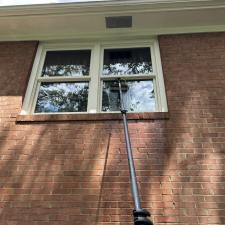 Top-Quality-Window-Cleaning-in-Charlottesville-VA 1